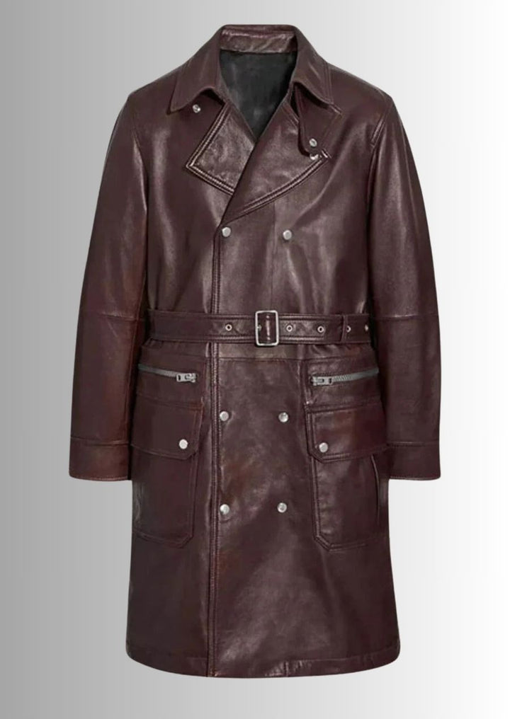 Manteau en cuir bordeaux classique pour homme, un style raffiné avec double boutonnage.