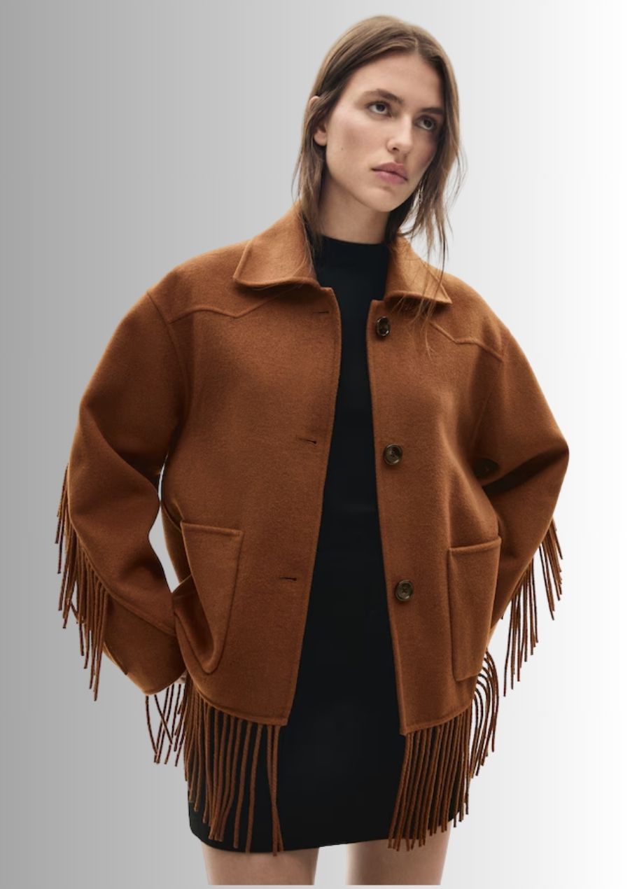 Veste en laine pour femme, un choix parfait pour un look chic et décontracté lors de vos sorties.