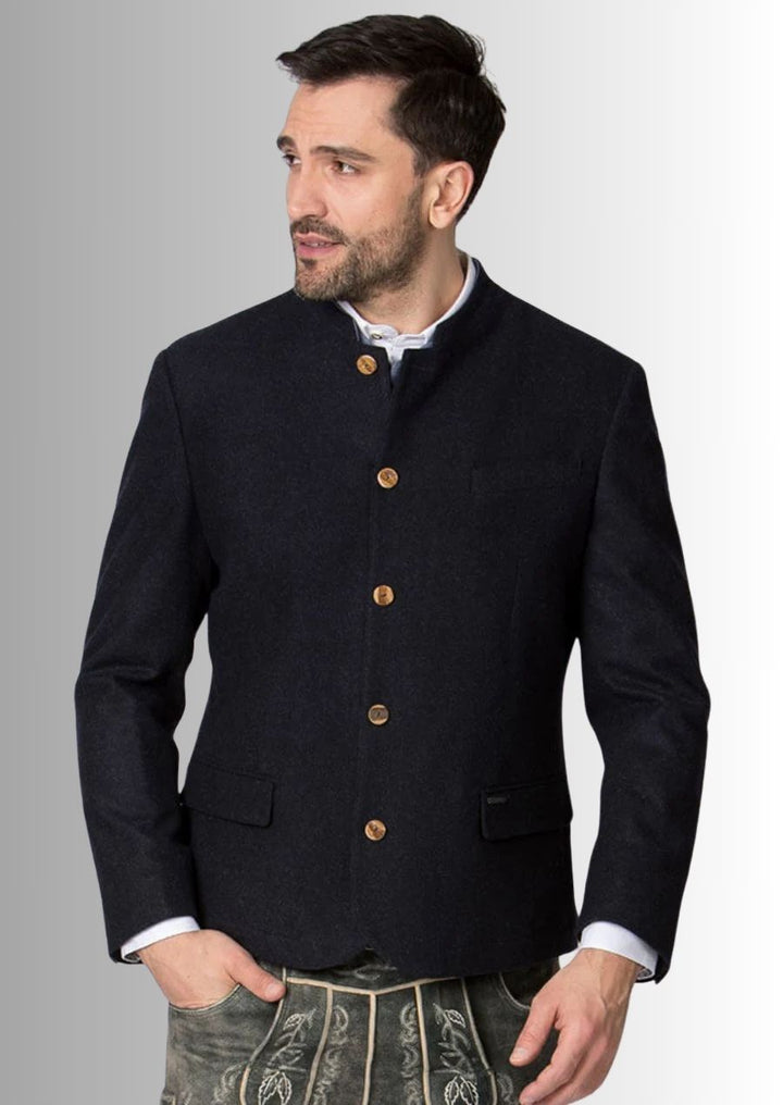 Affirmez votre style avec cette veste en laine noire à coupe élégante.
